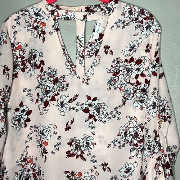 Active USA floral, long sleeve, semi sheer blouse, size large - Picture 4 of 11